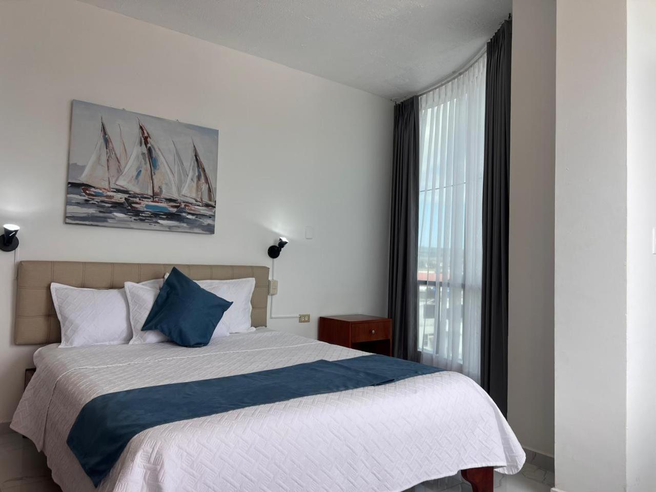 Hostal Carliza Puerto Ayora  Esterno foto